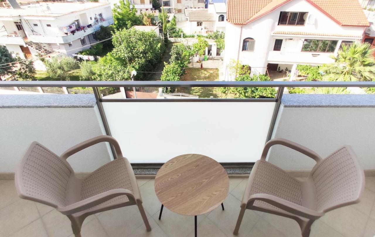 Villa Luelfa Durrës 외부 사진